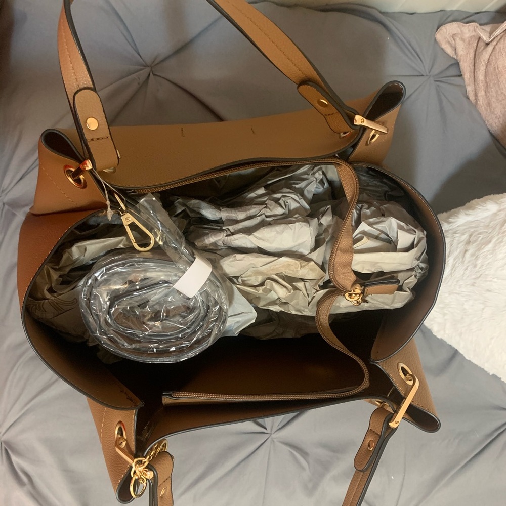 New York & Company purse - Picture 8 of 8